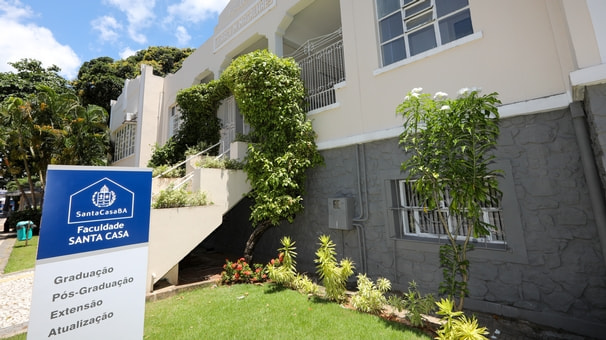 Faculdade Santa Casa - Santa Casa da Bahia