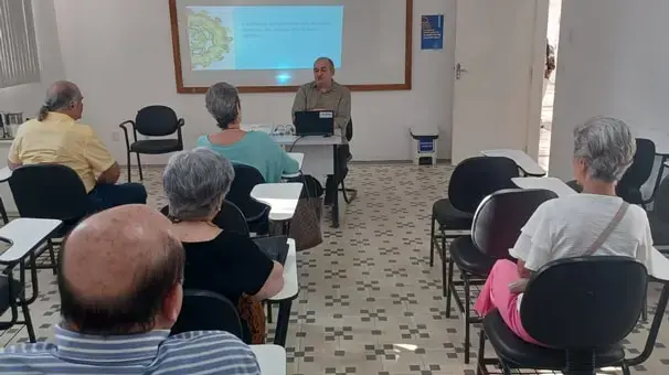 Historiador da arte ministra palestra na Santa Casa da Bahia sobre a talha neoclássica 