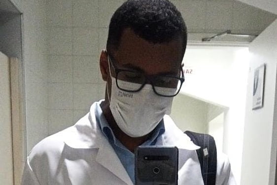 Pedro Neves, aluno de Fisioterapia