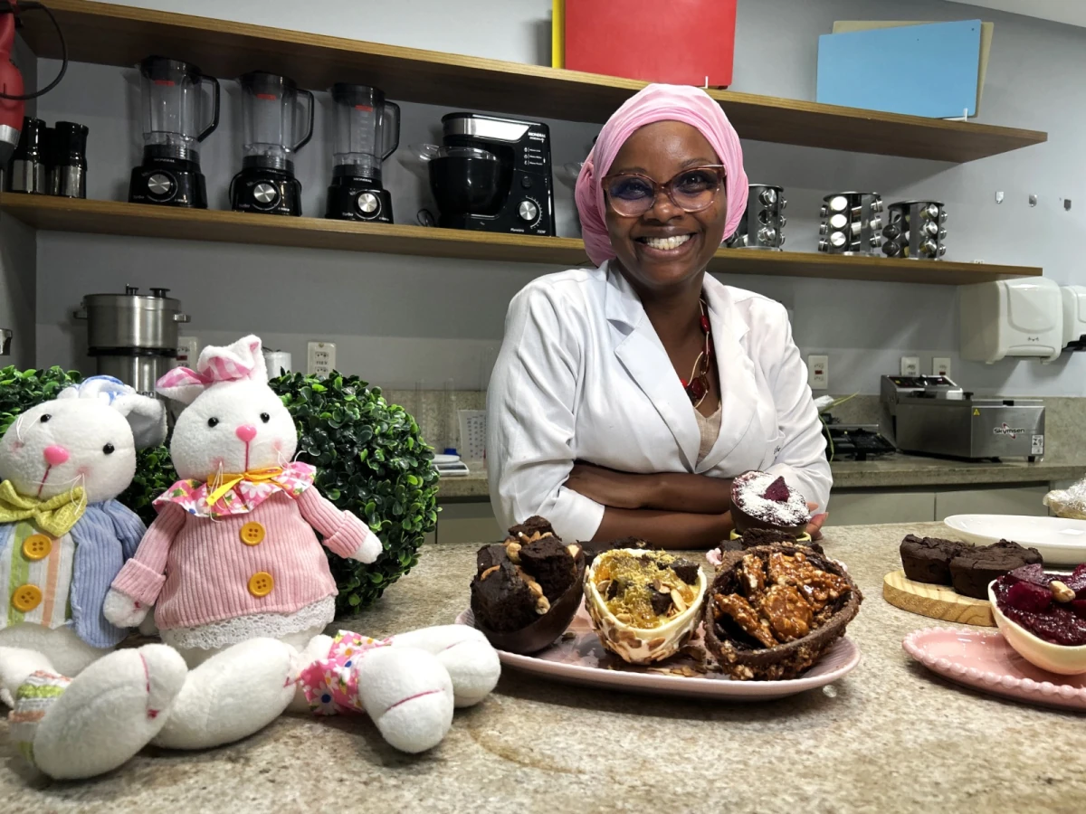 Faculdade Santa Casa promove oficina gratuita de ovos de Páscoa e ganha destaque na TV Bahia